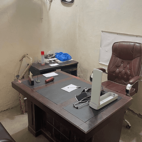 Ghosia-pharmacy-lahore-inside